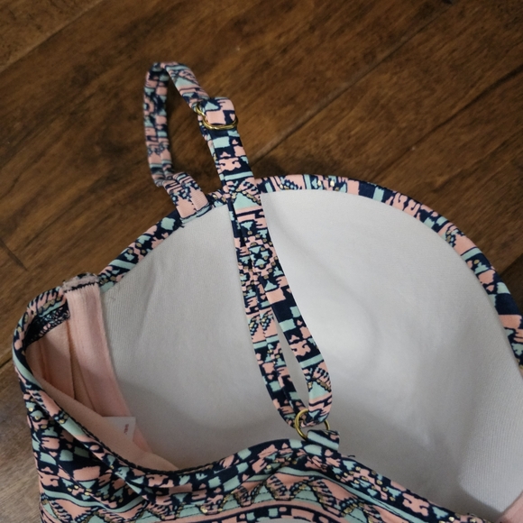 Xhilaration push-up bathing suit top size L - Picture 11 of 16
